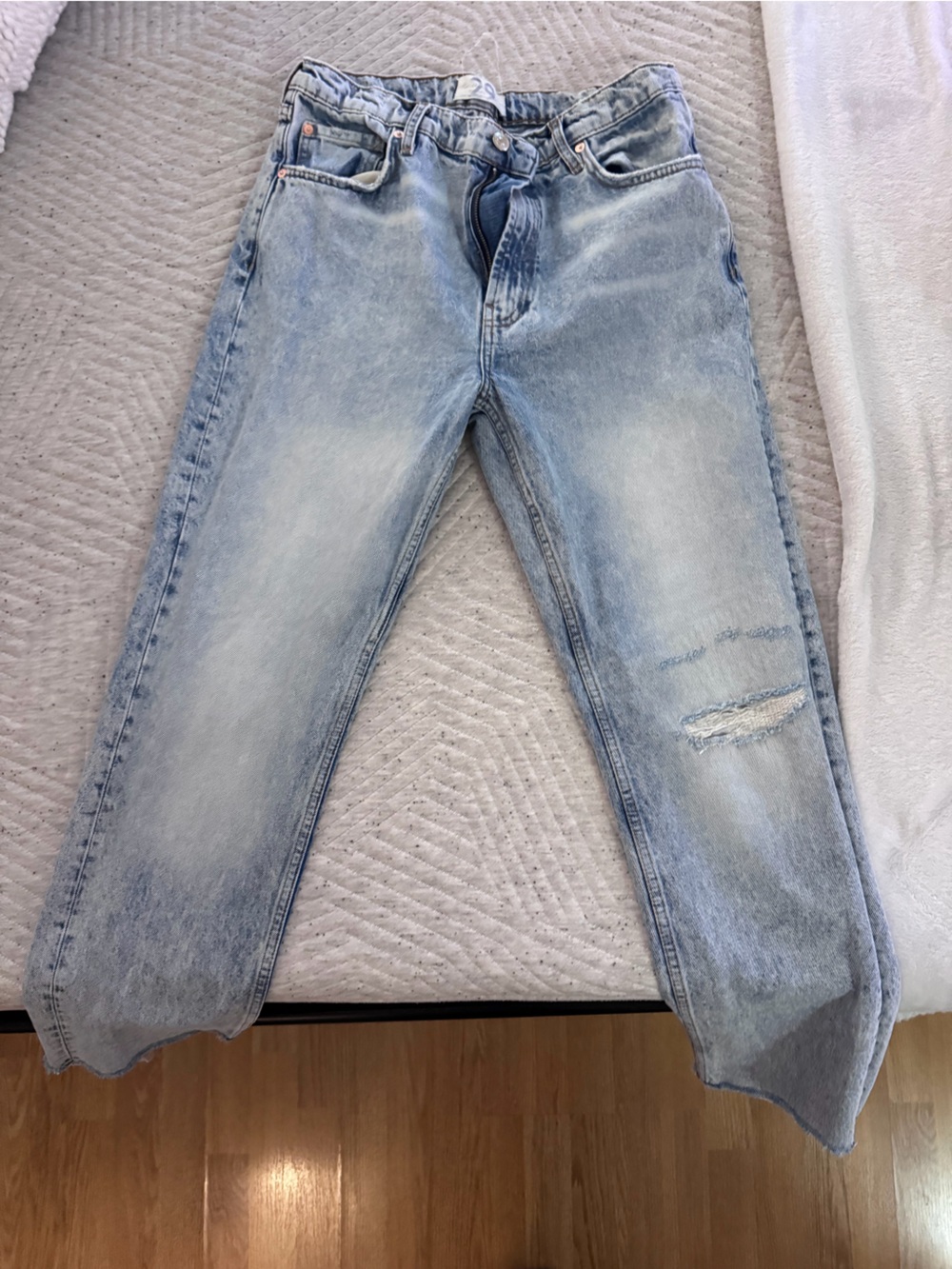 Free People Light Wash Distressed Jeans